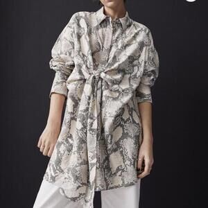 H&M Beige Gray Snake Print Tie-Front Shirt Tunic Blouse Women’s Size S Long Slv